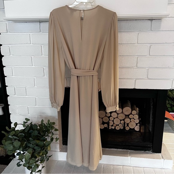 H&M Dress • Size M - Picture 2 of 3